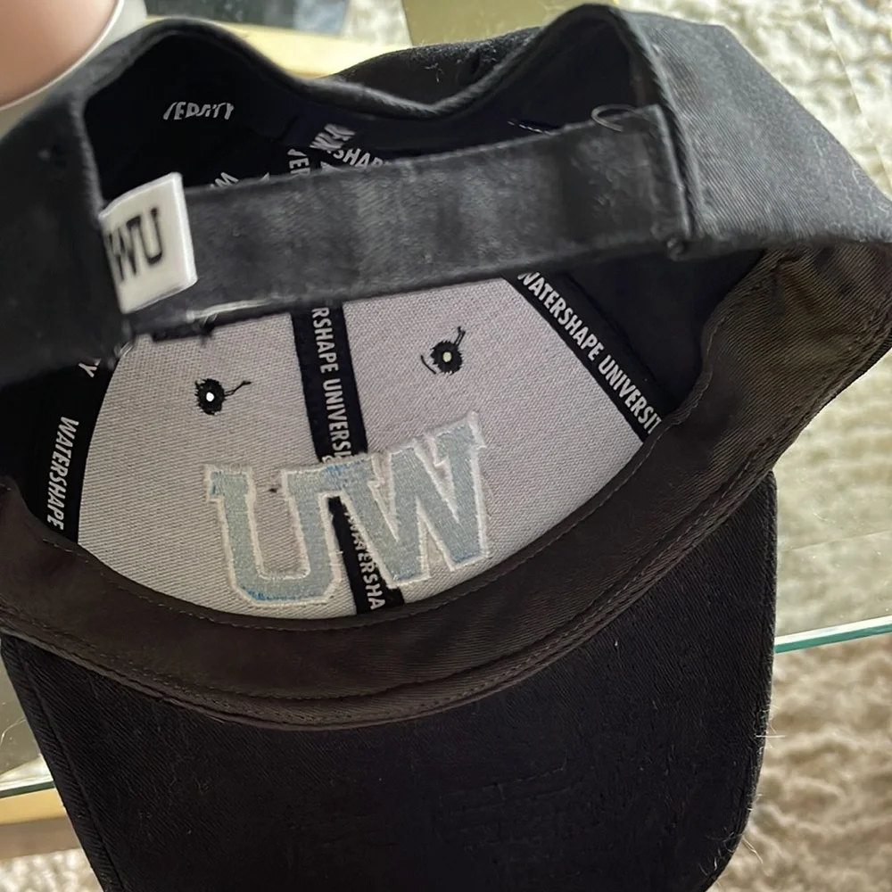 Never Worn- WU Baseball Cap - Picture 3 of 3